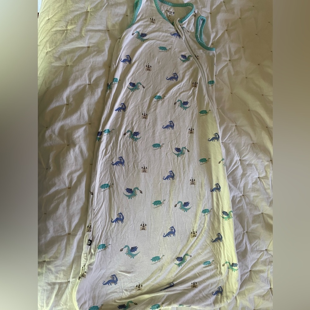 Kyte Medium 1.0 Tog sleep sack, dragons